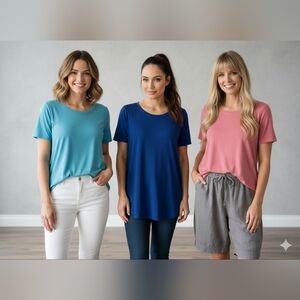 Zenana Outfitters Blue and Pink Short Sleeve Tees